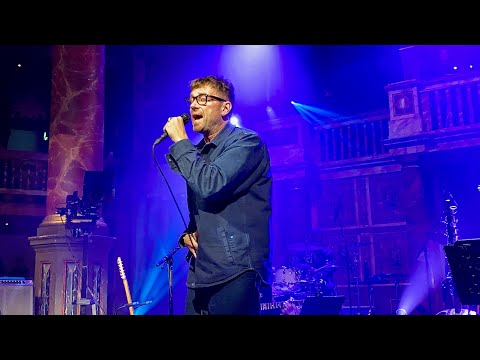 EPIC LIVE New Damon Albarn - The Nearer The Fountain, More Pure The Stream Flows - Globe Theater HQ