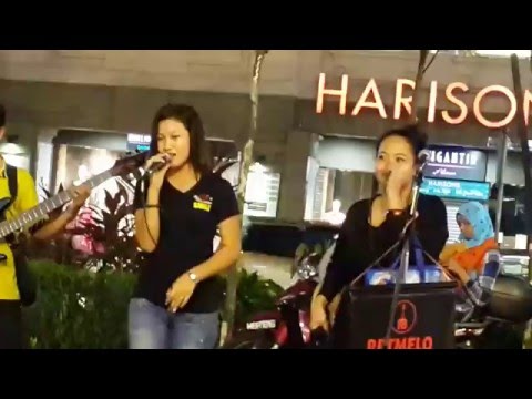 nurul feat retmelo buskers cover wani  dan pak arab-lepaskan dan arab song