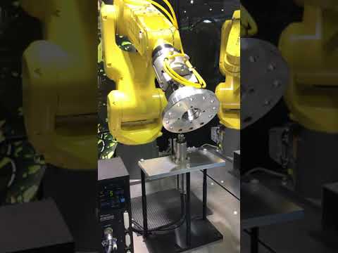 NAKANISHI Motor Spindle Deburring by FANUC Robot