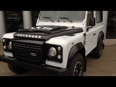 Land Rover - Defender Heritage Limited Edition
