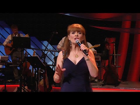 Mary Duff - Good Girls [Live In Dublin]