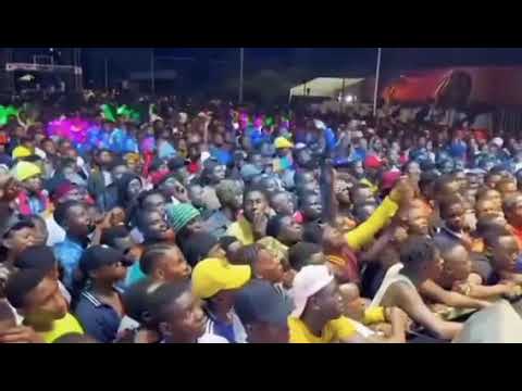 Bush party , Happy birthday zikiimbwa live na Solid ground family