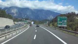 preview picture of video 'Frontera Italia-Austria por Villach. Border Italy-Austria at Villach'
