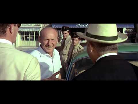 Le Corniaud (1965) - 8/10 : La douane