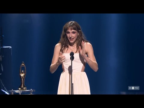 Gala Adisq 2022 - Ariane Roy (Remise du Felix "Révélation De L'année")