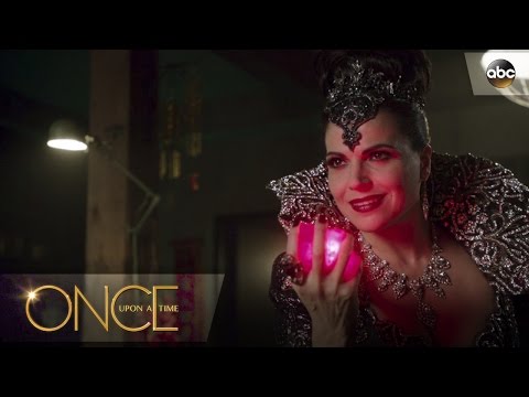 The Queen Is Back - Once Upon A Time