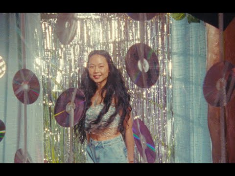 Ivoris - in my orbit (Official Lyric Video)