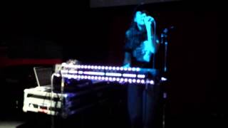Jessy Lanza - Giddy [Live @ Mercury Lounge, Ottawa, Canada. April 30, 2014] 720p HQ