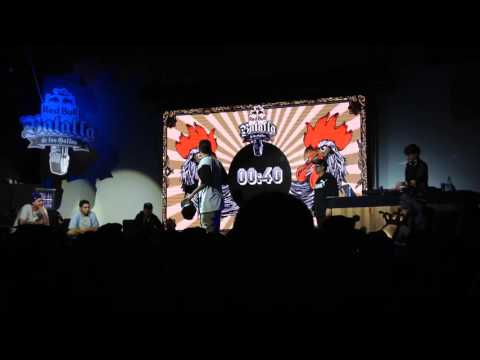 Trebor vs Anwer - Red Bull Batalla de los gallos Antofagasta Chile 2015