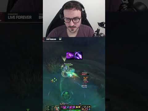 MICAO EXPLAINS KAISA'S MOST STOLEN COMBOS!