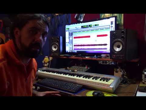 фото студийные мониторы behringer ms40 0