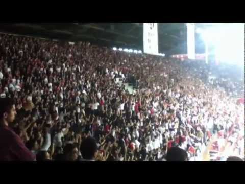 Beşiktaş - Cska 'Bir derdim var bin dermana değişmem asla.  HD