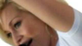 Kellie Pickler Singing One of the Guys