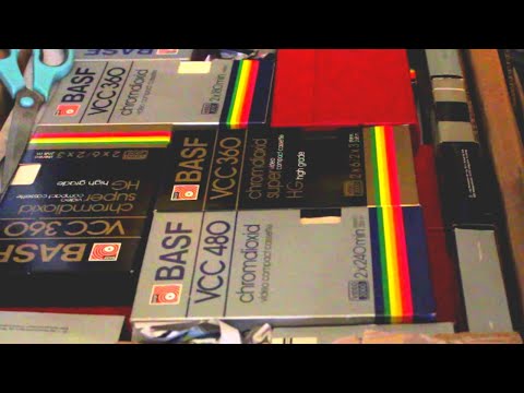 Unboxing: Grundig Video 2x8 und neue V2000-Kassetten