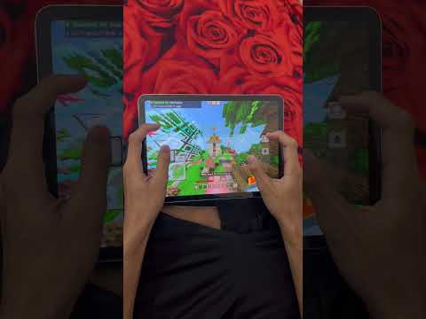 Playing Minecraft on Ipad (Handcam) #minecraft #minecraftshorts #minecraftpe #ipad