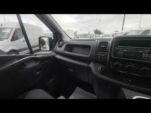 Nissan NV300 LWB 120 XE 1300 MY20 4DR - Image 2