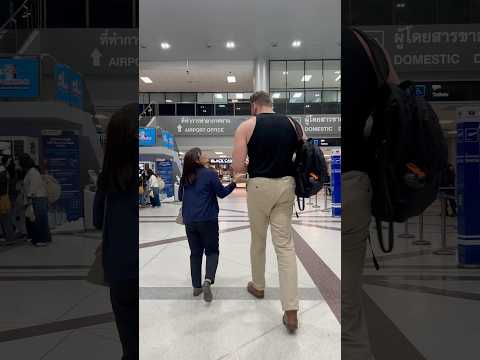 The Dutch Giant (2.18M/7'2") at Thailand Airport😂
