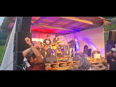Dario Hess and Band ...country music...openair 16 August 2025 im Altersheim "Casa S. Giusep"