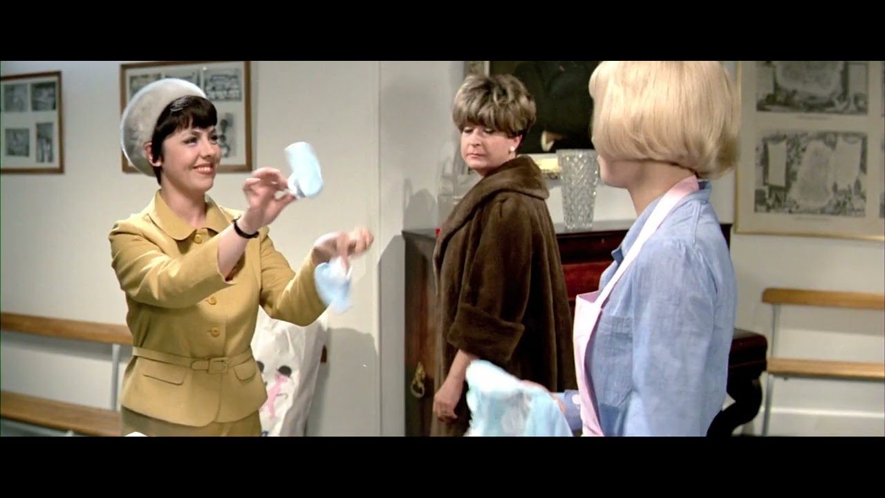 Miniature de la vidéo Fleur d'oseille (1967) - Extrait 1 du film Fleur d'oseille