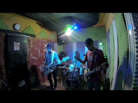 Prisión - Chuchaki (Ensayo en @utopiamultiespacio)