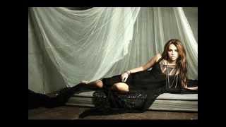 Miley Cyrus - Burned Up The Night - Lyrics