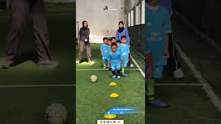 Download lagu Kids Futsal School Real Malang| Mulai Usia 2,5 tahun. Setiap Hari Minggu Jam 08.00 - 09.30 #futsal mp3