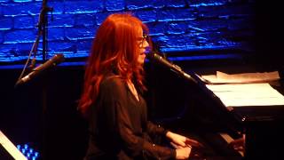 Tori Amos, Paris 17th, May 2014 : Weatherman.