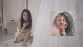 Download lagu Mutiara Bertha - Bila Jatuh Cinta mp3