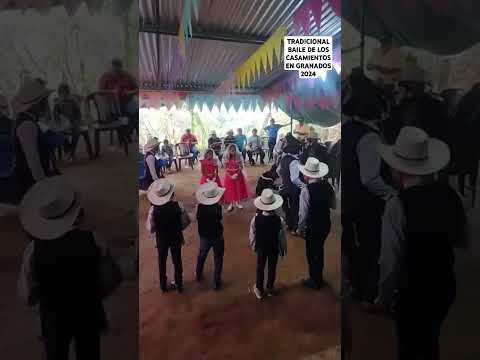 Tradicional Baile de los casamientos en Granados