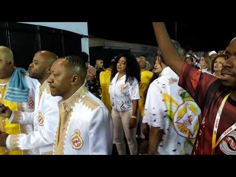 Largada Tom maior, desfile oficial de SP 2018