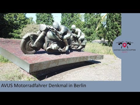 Thumbnail for Drohne - Berlin - AVUS Motorradfahrer Denkmal by BMW