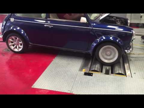 Mini Cooper Morris 1972 with 1275cc engine @ dyno