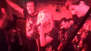 HAYLEY WILLIAMS ALL FEATURINGS IN LIVE PERFORMANCES