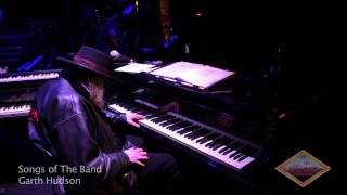 Garth Hudson of The Band ABSOLUTELY MESMERIZES THE AUDIENCE - Songs of The Band