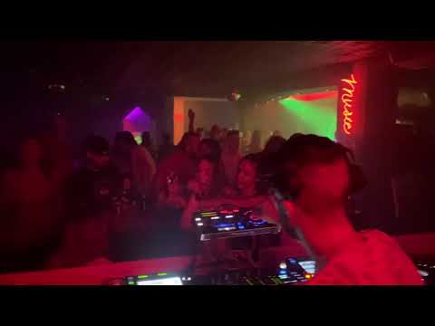 Gruuve  ‘Loko’ at Viuz Medellin