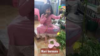 Download lagu bocil imut bermain mp3