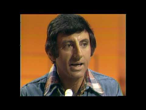American Bandstand 1975- Interview Jamie Farr