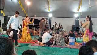 Download lagu aadityani kan gopi, sur shyam kan gopi, pani bharel goro, mataji no garabo(2) mp3