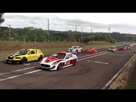 Batida na largada da Endurance