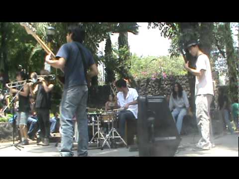 Ayapango Groove - La Orquesta Vulgar en CCH Sur