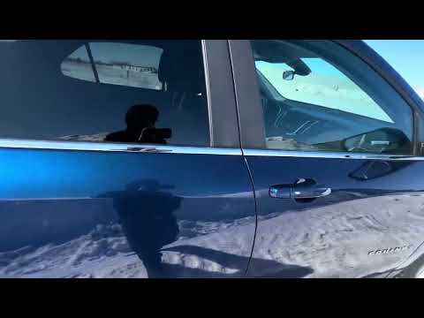 2023 Chevrolet Equinox AWD LT in Blue for sale at Selkirk GM in Selkirk, MB