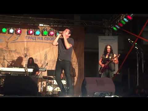 Miljenko Matijevic ft. AlogiA - We all die young (bootleg live)