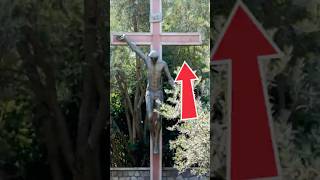 La Statua SI MUOVE da sola! Migliaia senza parole a Medjugorje…