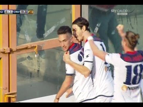 Reggina-Crotone 1-4
