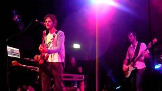 Rhythm and Blues Alibi -Gomez