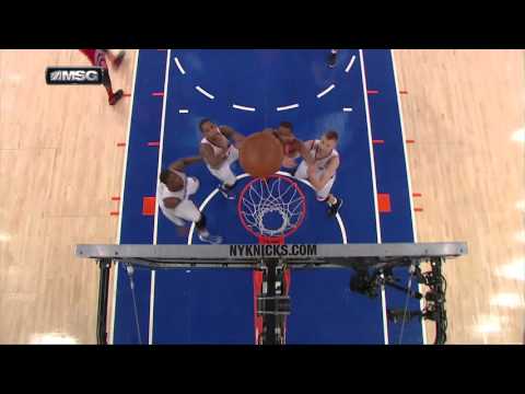 Trevor Ariza Throwin' It Down | Rockets vs Knicks | 11.29.2015