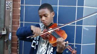Amazing Young Street Violinist in Philadelphia