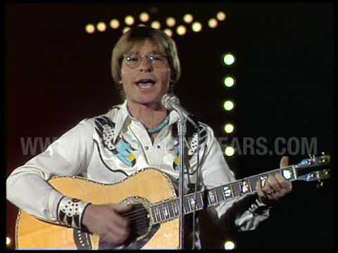 John Denver • “Take Me Home Country Roads/Annie's Song” • 1979 [Reelin' In The Years Archive]
