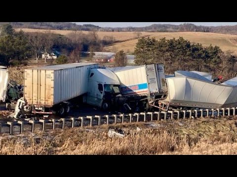 Massive pileup crash closes I-94 in Jackson County