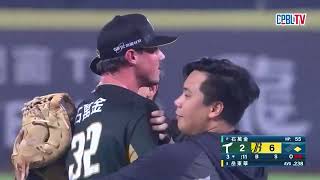 板凳清空平野惠一嚇到　曾頌恩笑稱江坤宇是團寵